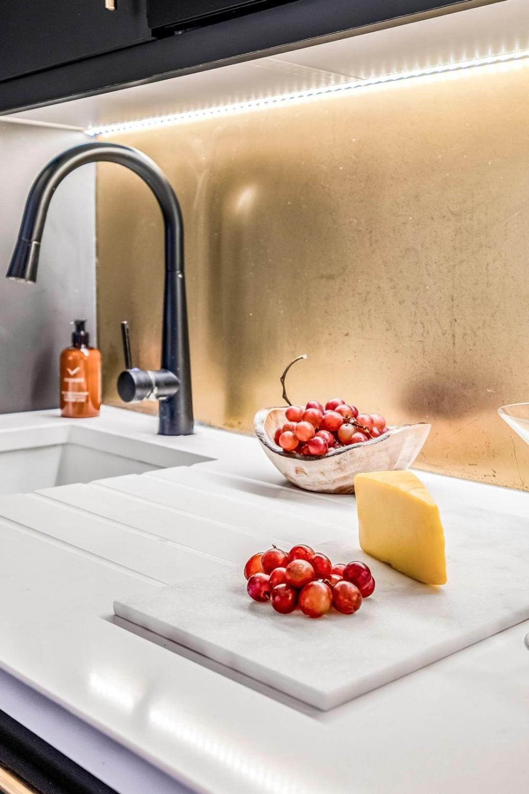 Kings Road Stylish Apartment In Chelsea Londra Esterno foto